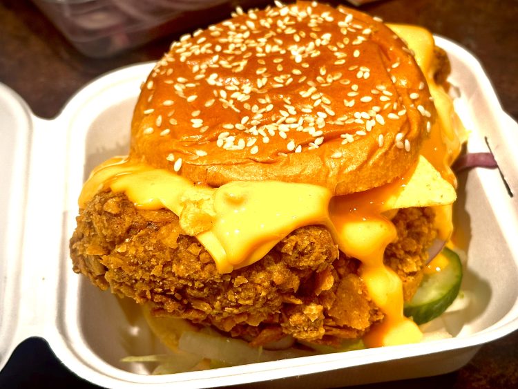 Nacho' Chicken Burger